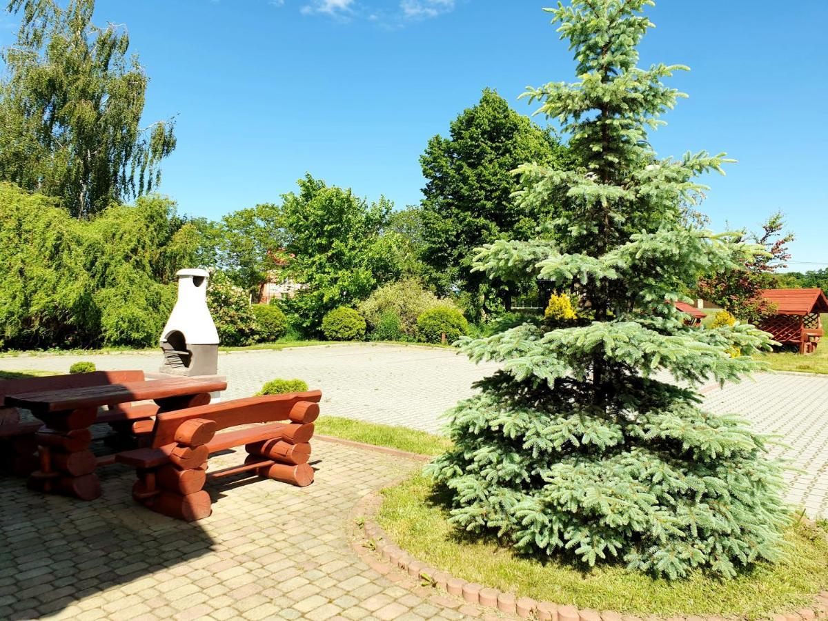 Willa Park Ostrowiec Świętokrzyski Exterior foto